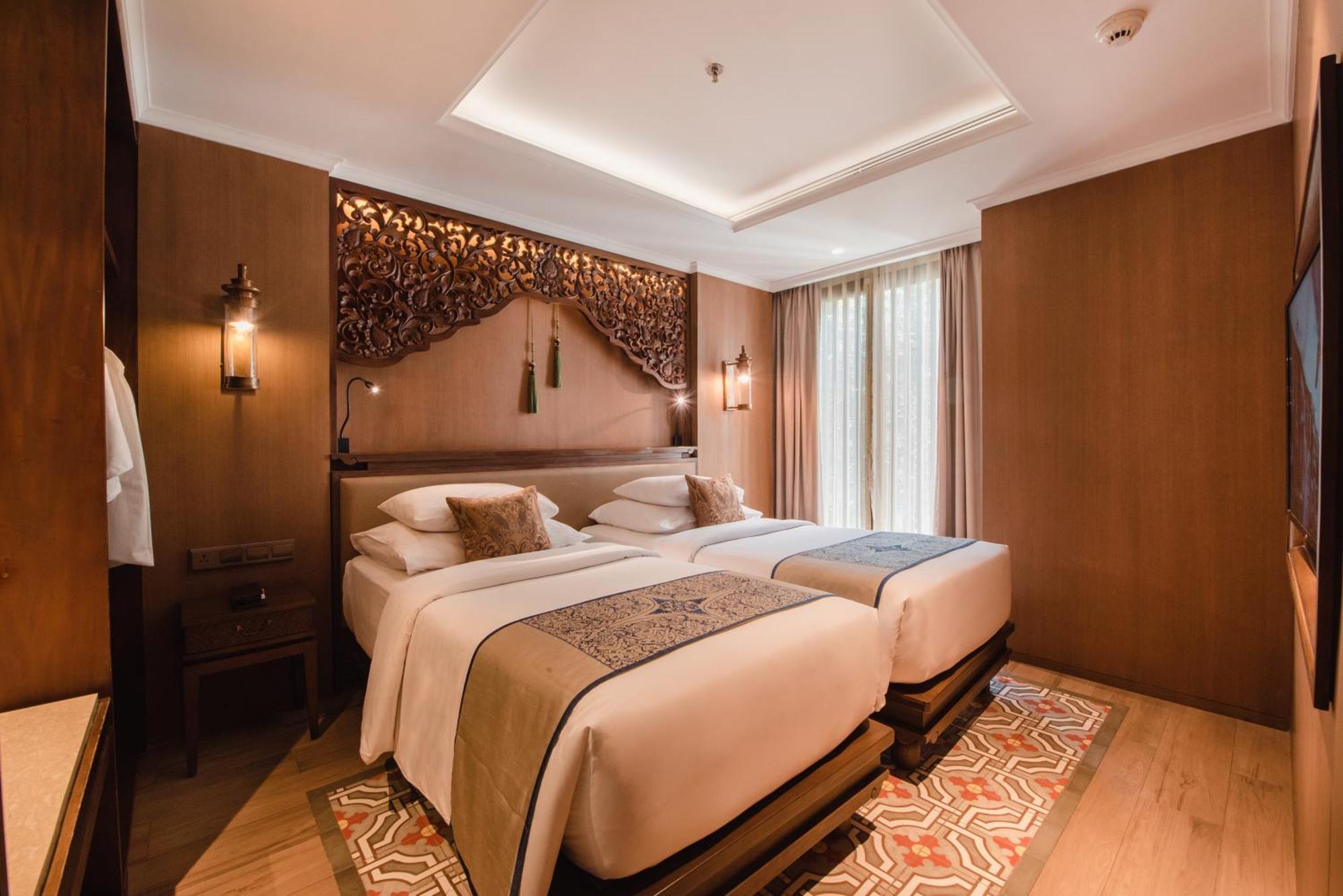 Ramayana Suites And Resort Kuta Lombok Exterior foto Deluxe Room