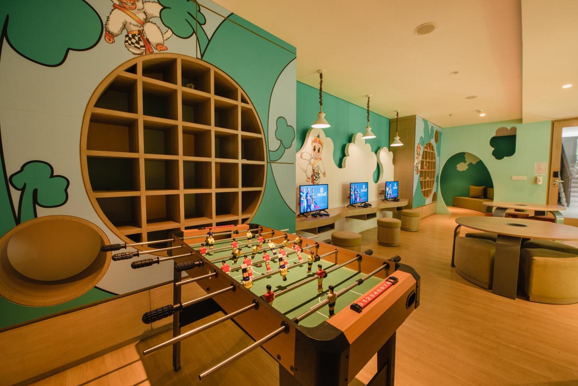 Ramayana Suites And Resort Kuta Lombok Exterior foto The Children's Museum of Oakville